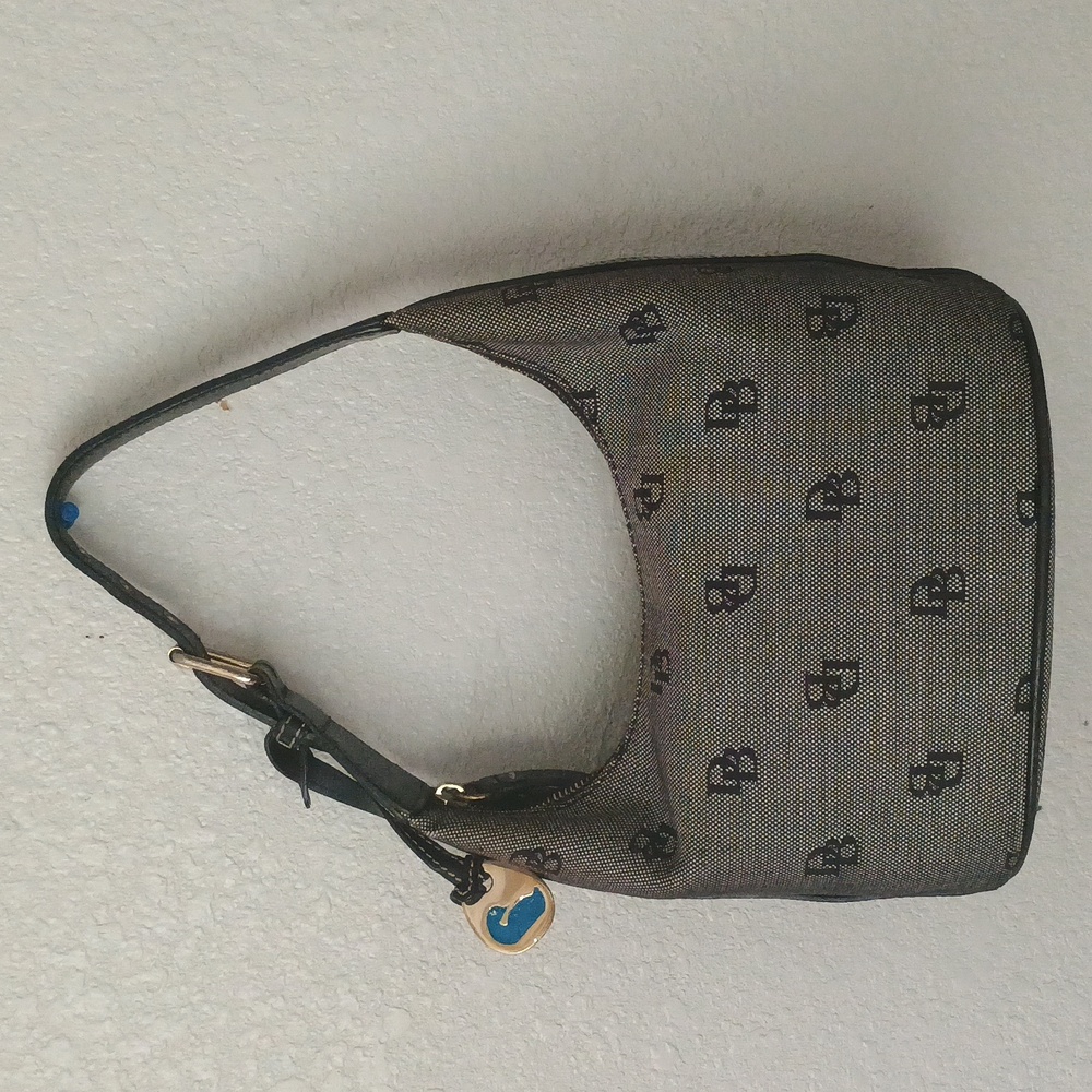 Dooney & Bourke Gray Monogram Shoulder Bag - Picture 4 of 10
